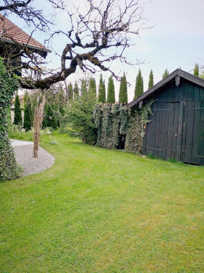 Münsing Nähe Starnberger See, schöne Ferienwohnung, Gästewohnung 125qm EG OG KONTAKTFREI Exterior foto